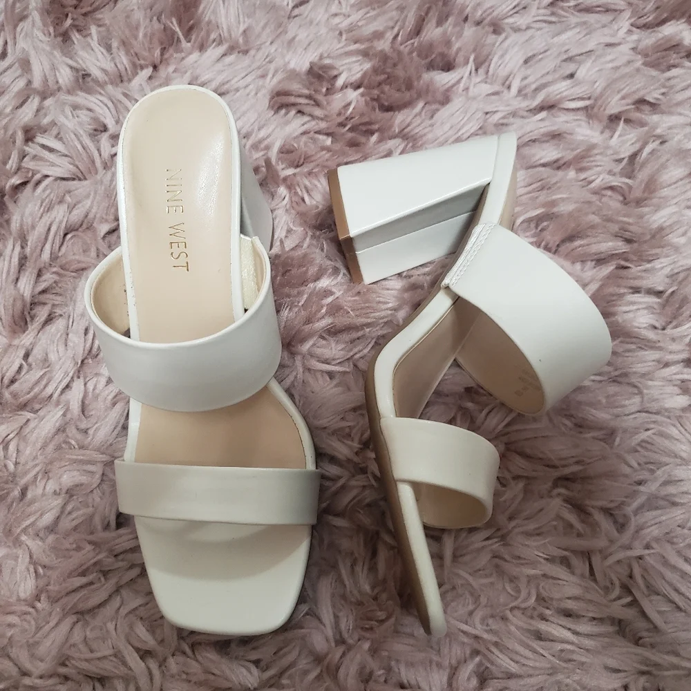 Nine West Block Heel Slip Ons - Picture 8 of 10